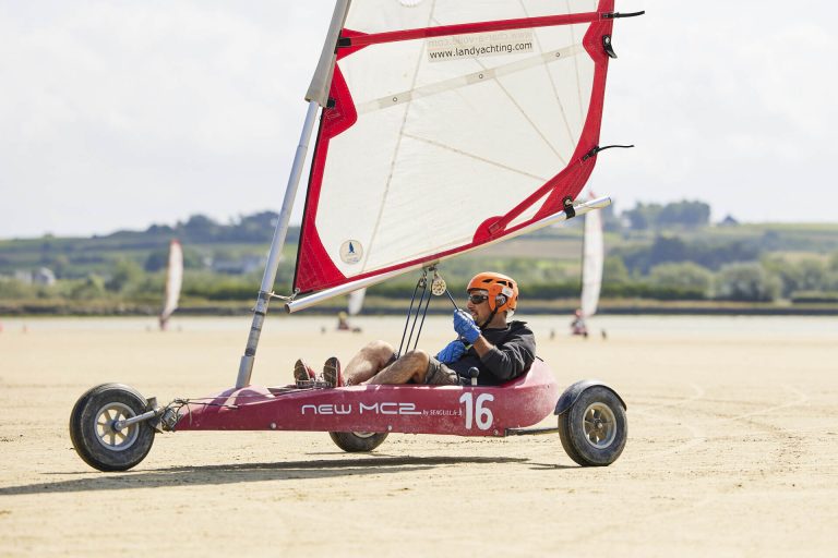 Char à voile, baie de kernic