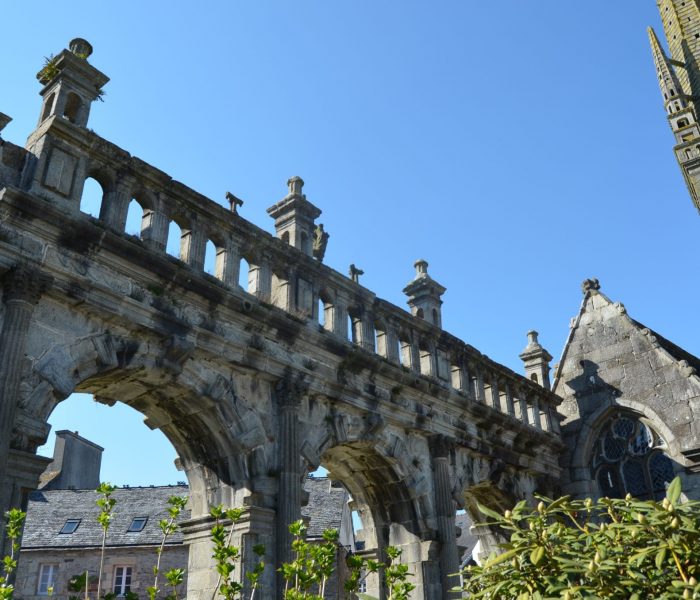 sizun enclos p arc de triomphe credit otil