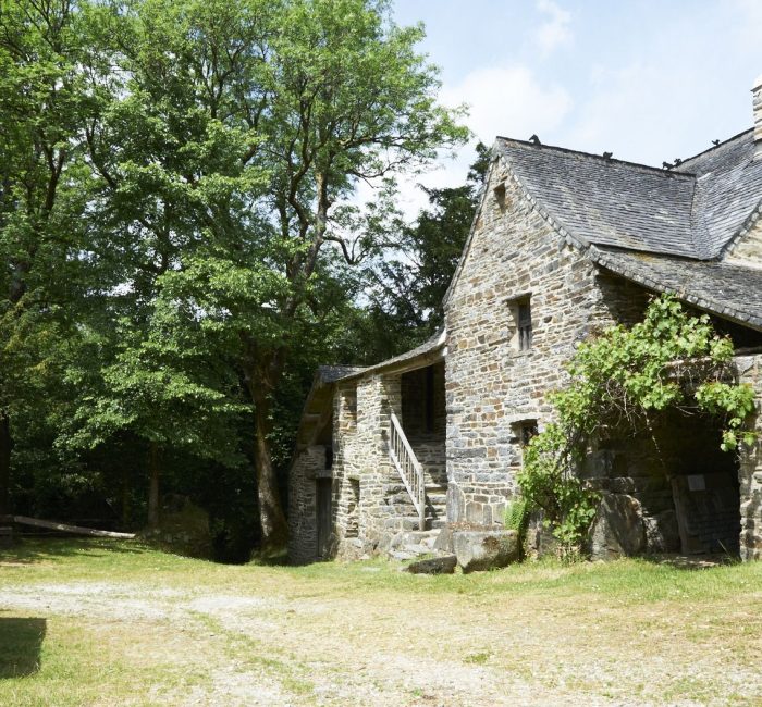 st-rivoal-le-site-de-la-maison-cornec-1600